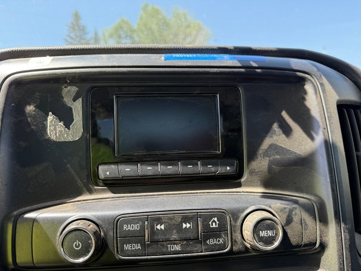 2014-chevrolet-1500-image-36