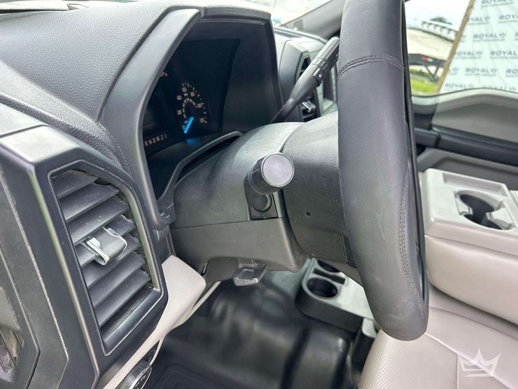 2016-ford-f150-image-15