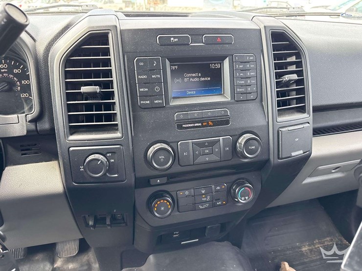 2017-ford-f150-image-14