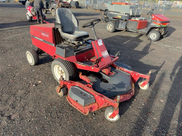 toro-groundsmaster-223-d-rotary-mower-image-6