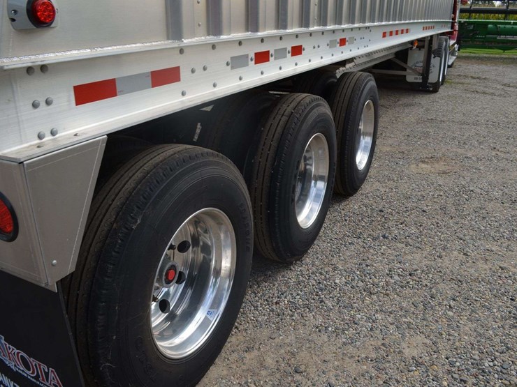 2014-dakota-aluminum-tri-axle-hopper-bottom-trailer-image-5