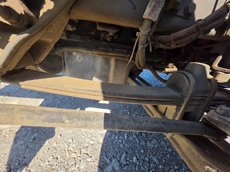 2018-kenworth-t800-image-48