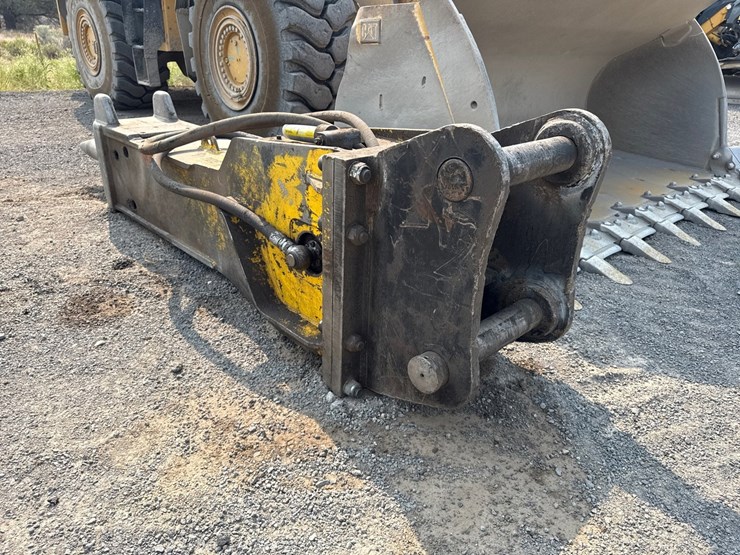 #2508-•-2015-atlas-copco-hb-4700-hydraulic-breaker-image-7