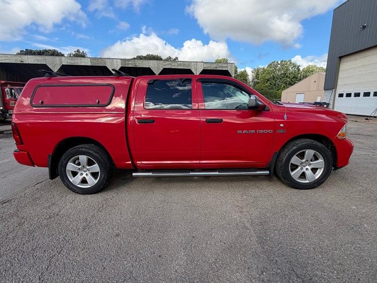 2012-dodge-1500-image-6