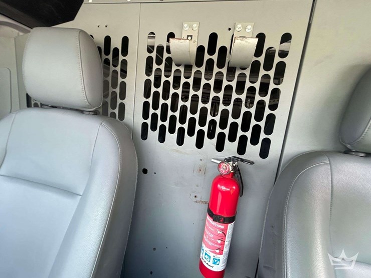2017-ford-transit-image-19