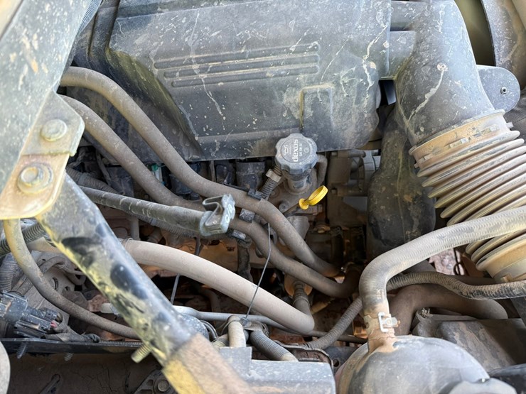 2019-chevrolet-2500hd-image-14