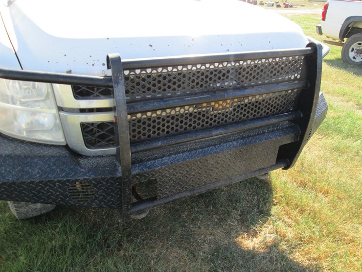 2013-chevrolet-2500hd-image-16