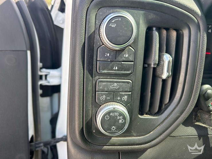 2022-gmc-sierra-2500-image-14