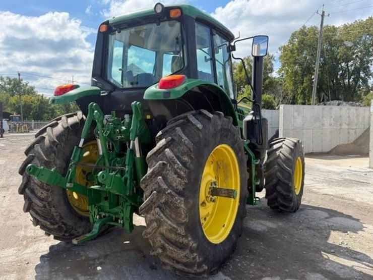 2019-john-deere-6155m-image-7