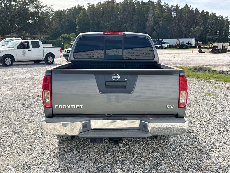 2018-nissan-frontier-image-28