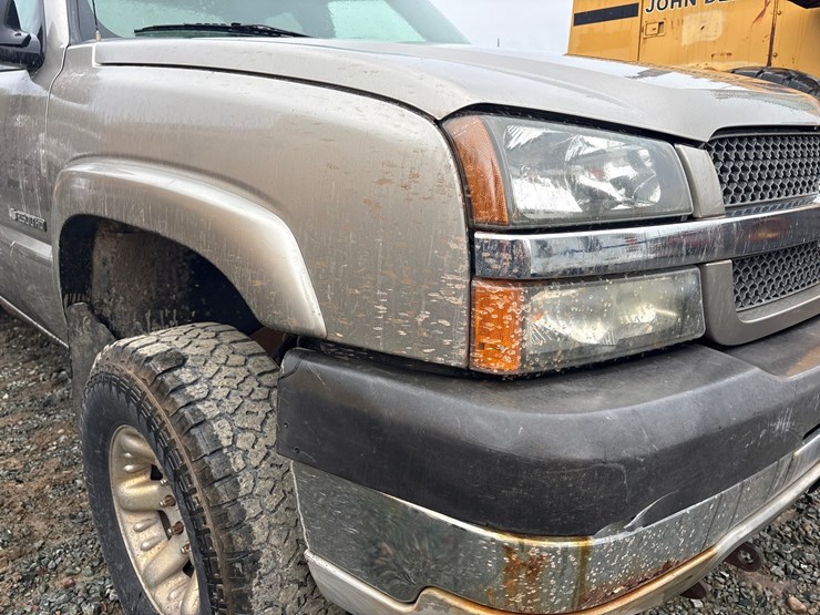 2003-chevrolet-2500-image-20