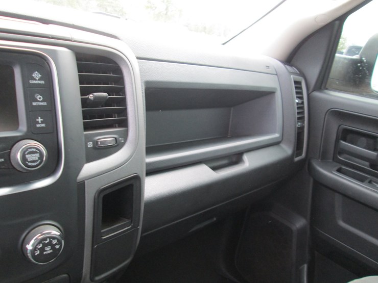 2018-dodge-ram-2500-image-30