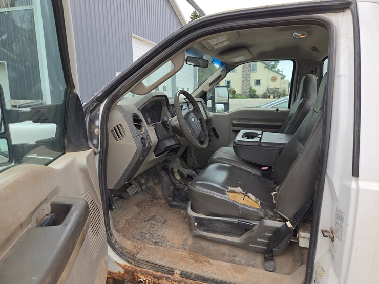 2009-ford-f250-image-47