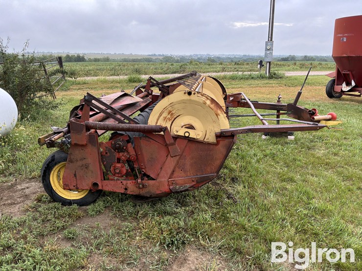 new-holland-461-image-4