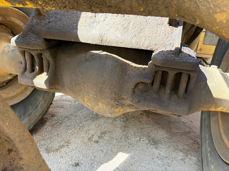 komatsu-wa500-1le-image-53