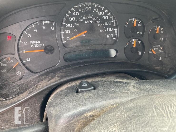 2005-chevrolet-3500-image-4