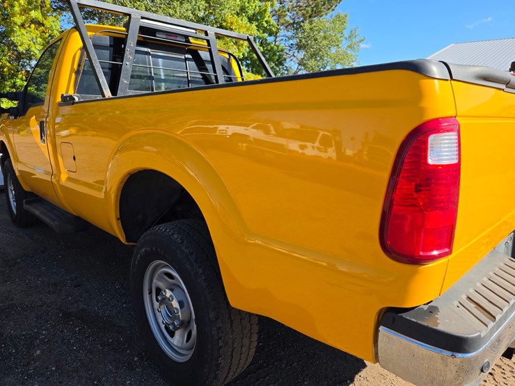 2015-ford-f350-image-26