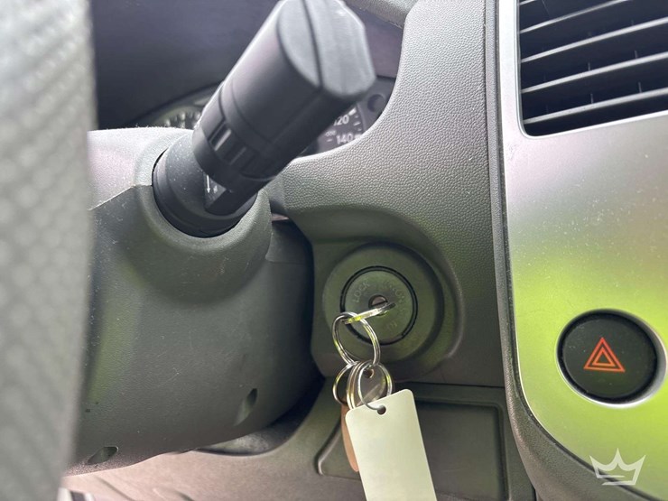 2016-nissan-frontier-image-9