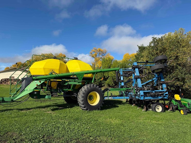 john-deere-1900-image-2