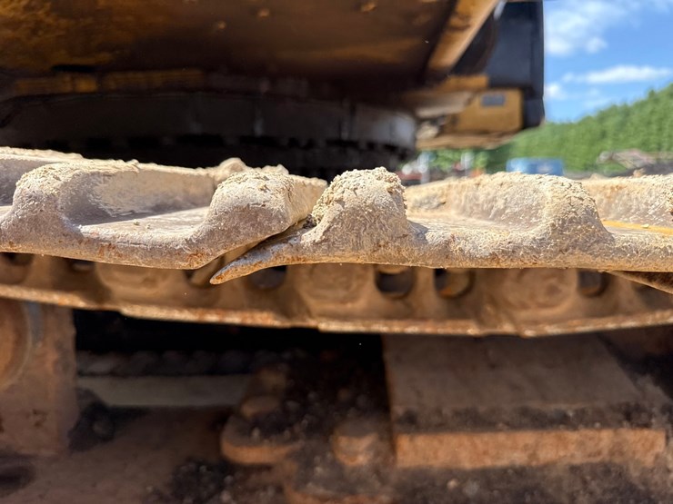 2012-caterpillar-c13-image-107