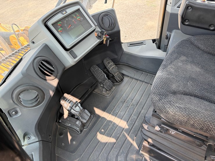 2018-caterpillar-980m-image-96