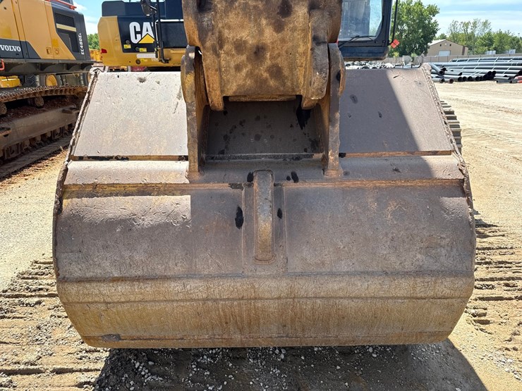 2012-caterpillar-c13-image-13