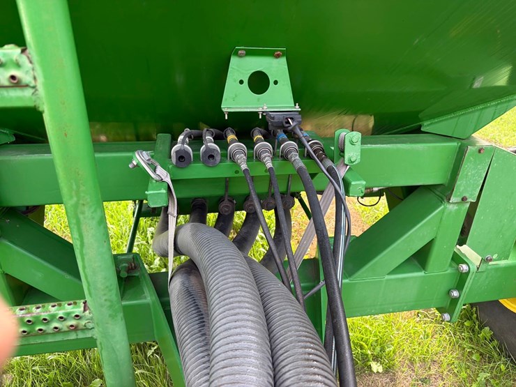 john-deere-777-image-15