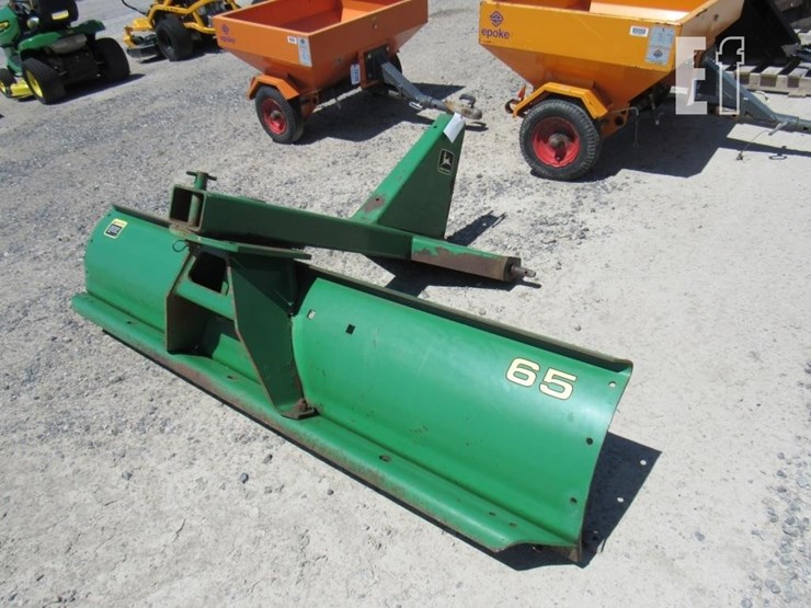 john-deere-7-image-2