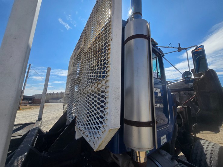 2001-kenworth-t800-image-83