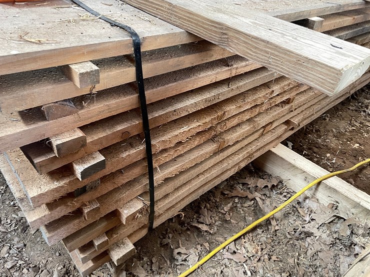 #1681-•-bundle-of-pine-boards-image-5