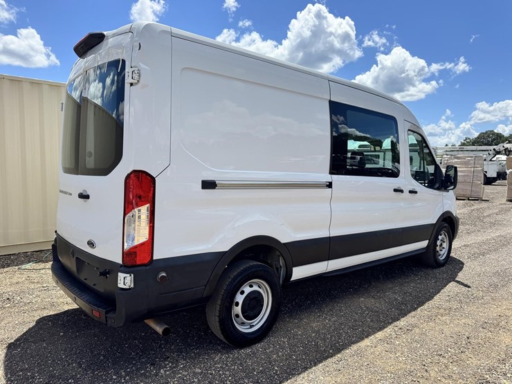 2020-ford-transit-image-6