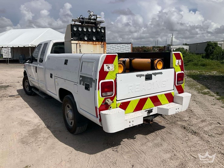 2006-ford-f350-image-4