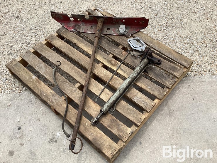 pogo-stick-w/-kenworth-left-hand-door-latch,-k100-cab-cyl-image-6