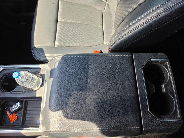 2022-ford-f250-image-47