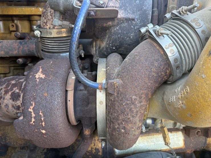 2007-caterpillar-c15-image-26