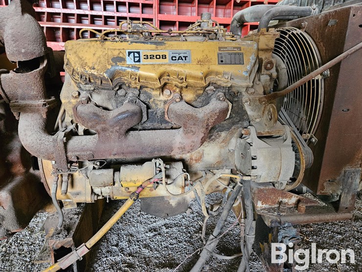 caterpillar-3208-image-18