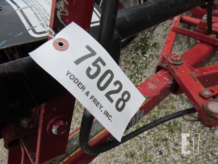 case-ih-1100-image-12