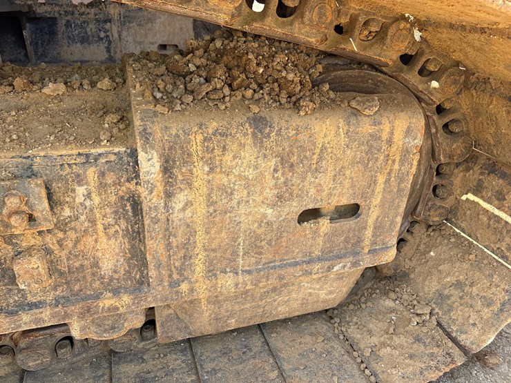 2012-deere-470g-lc-image-116