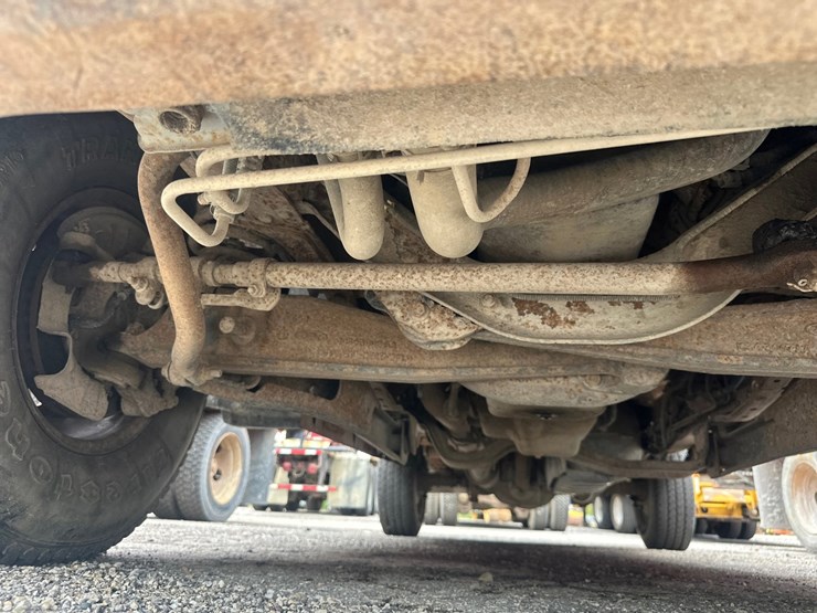 2001-ford-f350-image-51