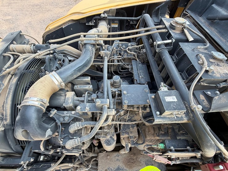 2018-komatsu-hm400-5-image-83