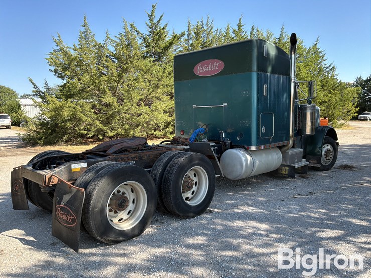 1995-peterbilt-379-image-5
