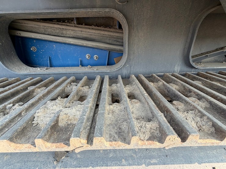 #2501-•-2022-kleeman-mobirex-mr110i-evo2-impact-crusher-image-75