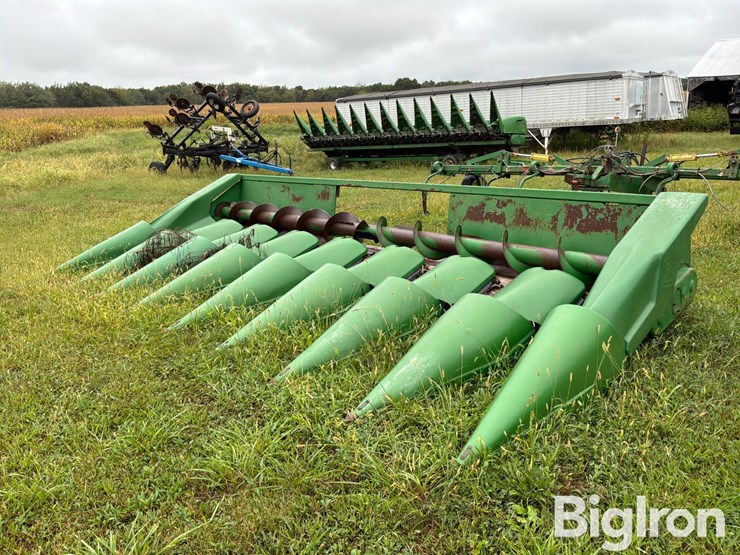 1990-john-deere-645-image-1