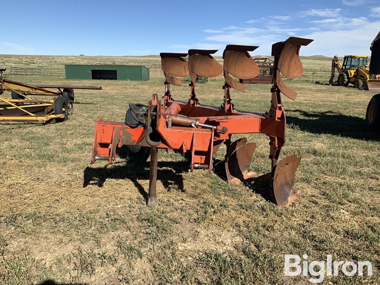 massey-ferguson-570-image-2