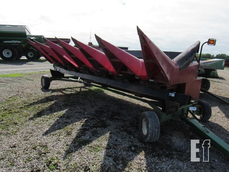 case-ih-1063-image-1