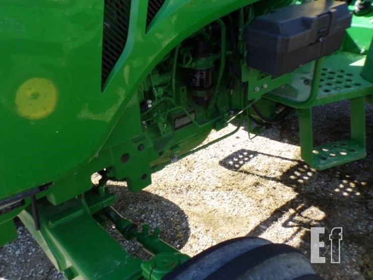 2016-john-deere-5055e-image-19