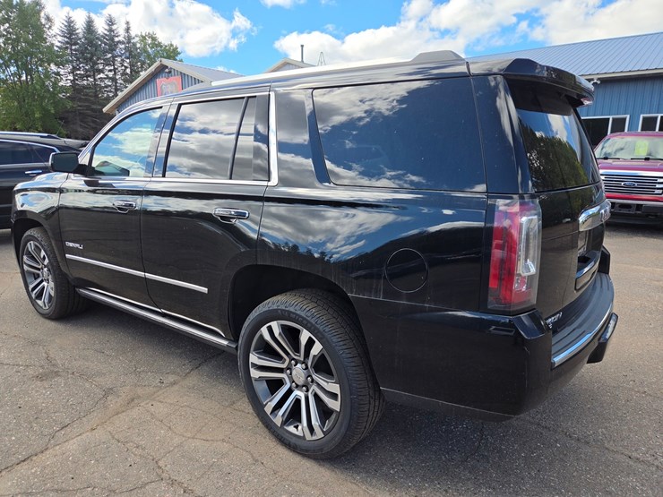 2019-gmc-yukon-image-3