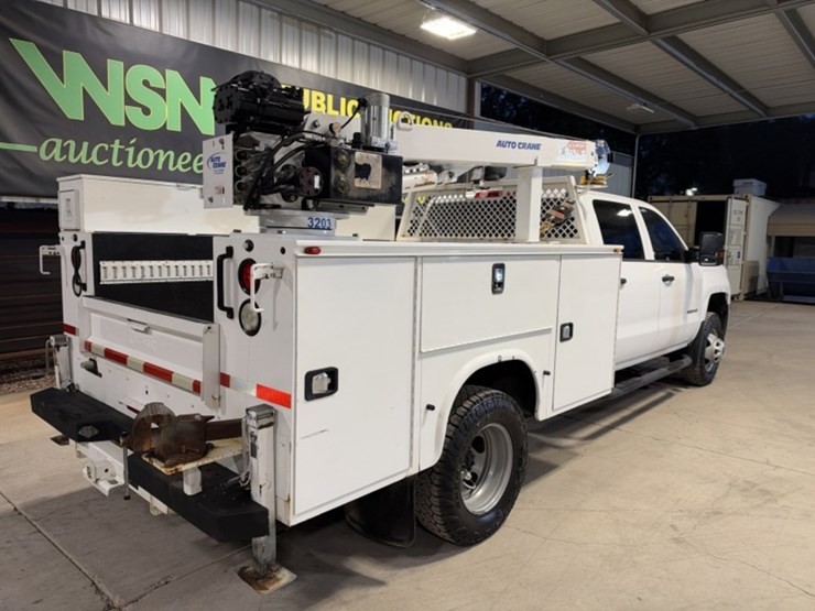 2016-chevrolet-silverado-3500hd-image-8
