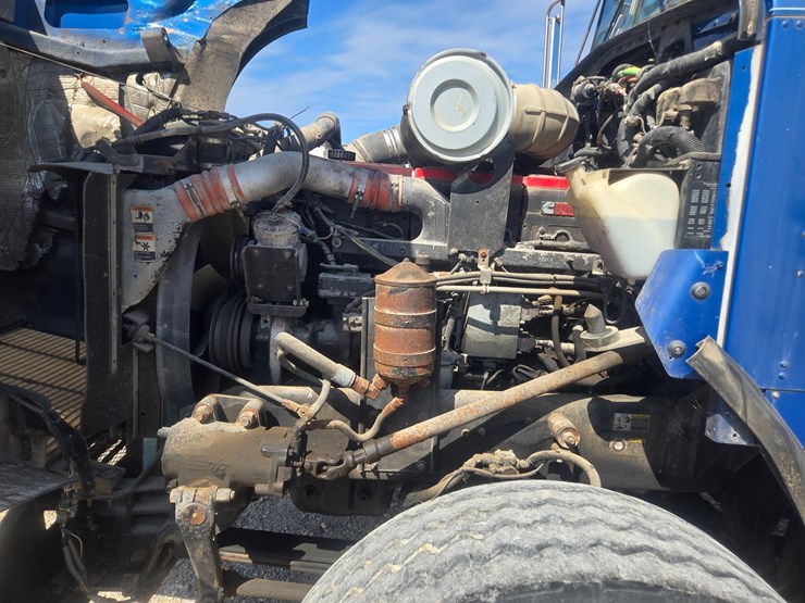 2001-kenworth-t800-image-21
