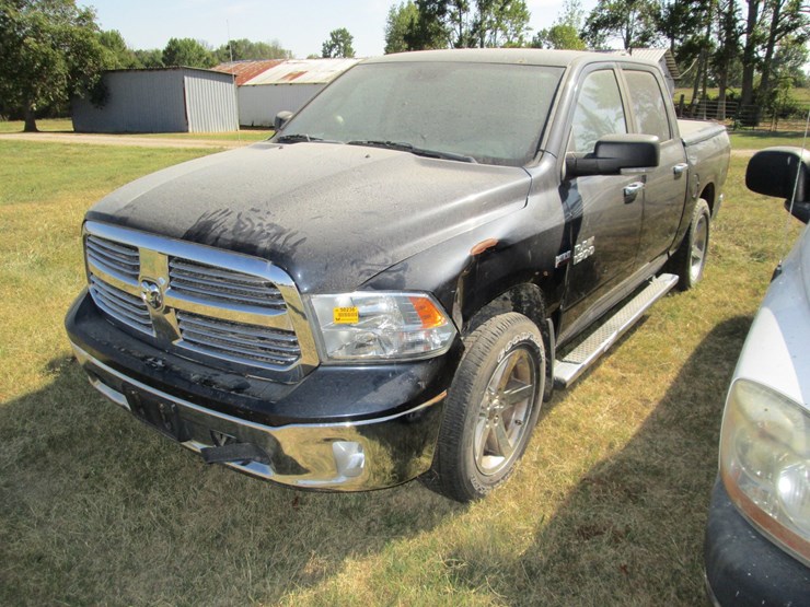 #50236-•-*inop-2013-dodge-ram-bighorn-4x4-crew-cab-pickup-1c6rr6lt5ds644665-inv#50236-image-1